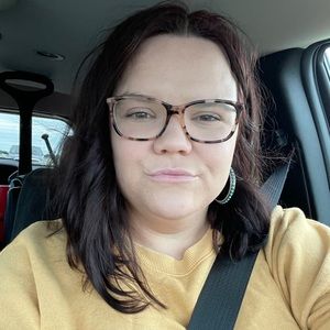 Meet your Posher, Robyn